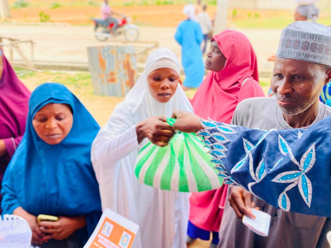 Food distribution to community